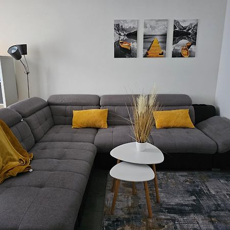 Warburg, Fewo "Sweet Home" 2,5 Zi- Eg-Separater Eingang - Parkplatz - Terasse- Komfortabel,Renoviert Buitenkant foto