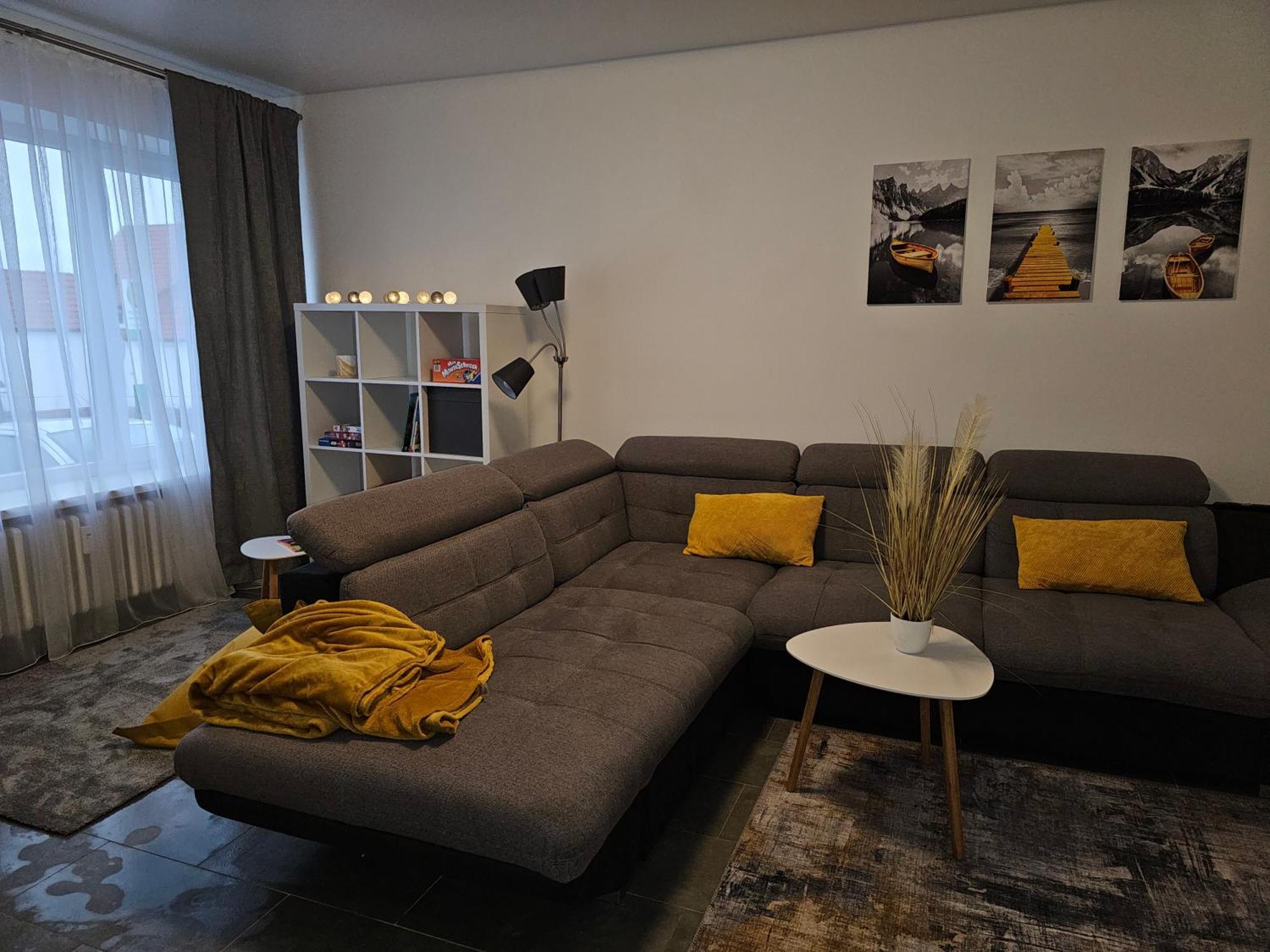 Warburg, Fewo "Sweet Home" 2,5 Zi- Eg-Separater Eingang - Parkplatz - Terasse- Komfortabel,Renoviert Buitenkant foto