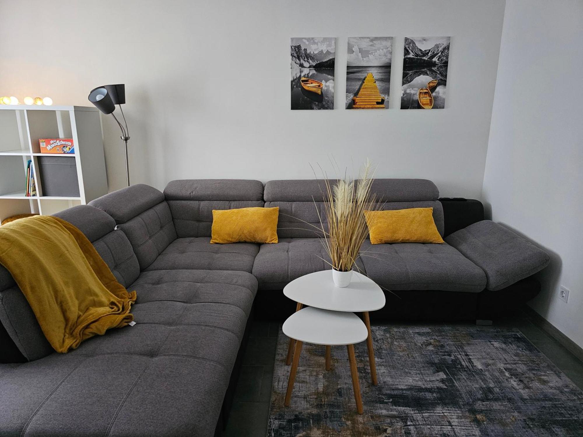 Warburg, Fewo "Sweet Home" 2,5 Zi- Eg-Separater Eingang - Parkplatz - Terasse- Komfortabel,Renoviert Buitenkant foto