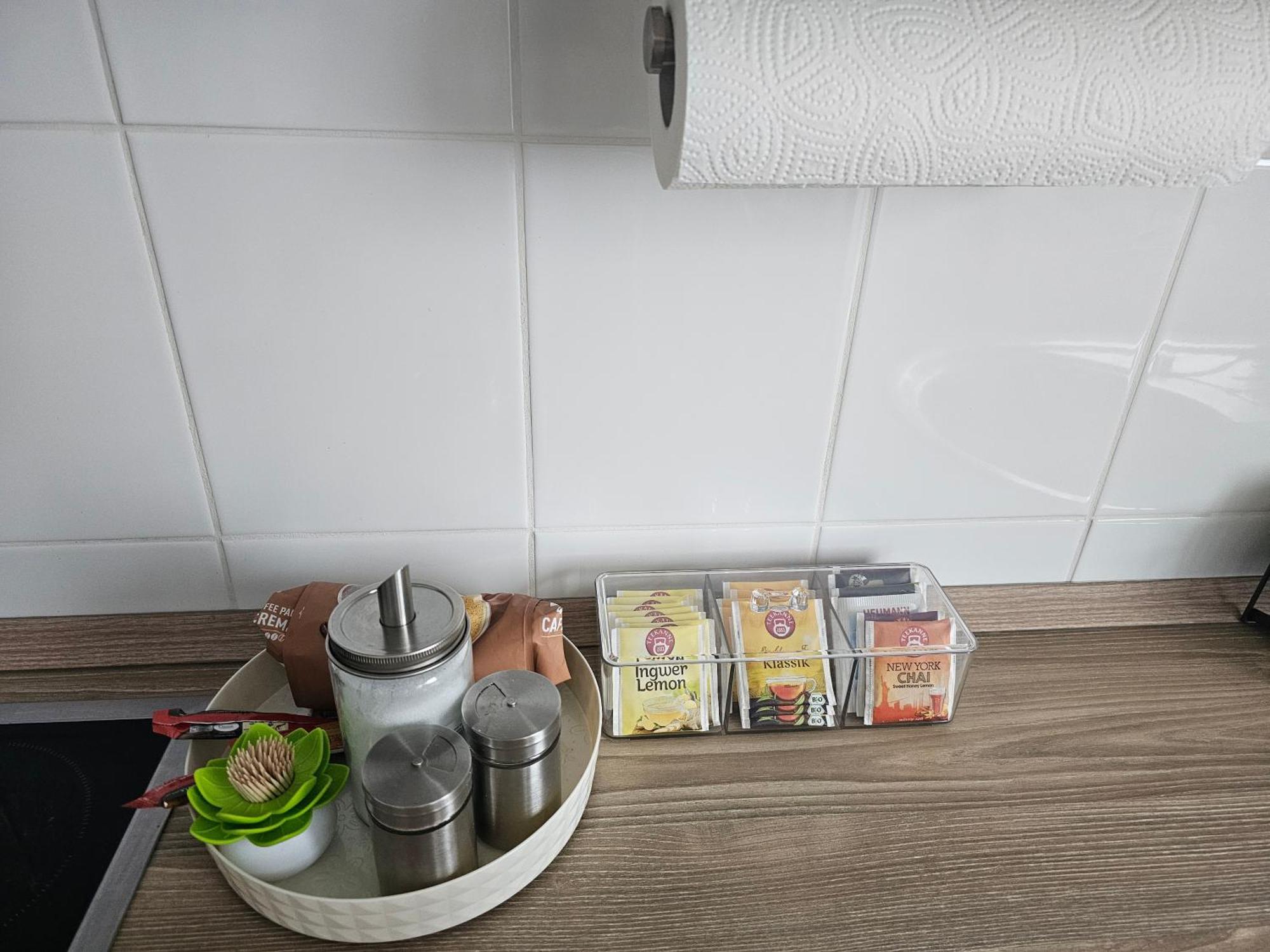 Warburg, Fewo "Sweet Home" 2,5 Zi- Eg-Separater Eingang - Parkplatz - Terasse- Komfortabel,Renoviert Buitenkant foto