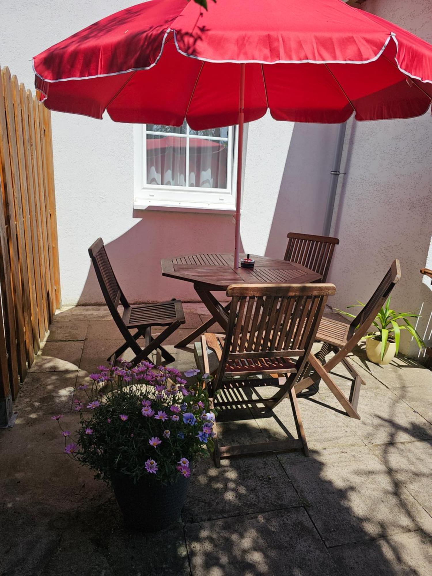 Warburg, Fewo "Sweet Home" 2,5 Zi- Eg-Separater Eingang - Parkplatz - Terasse- Komfortabel,Renoviert Buitenkant foto