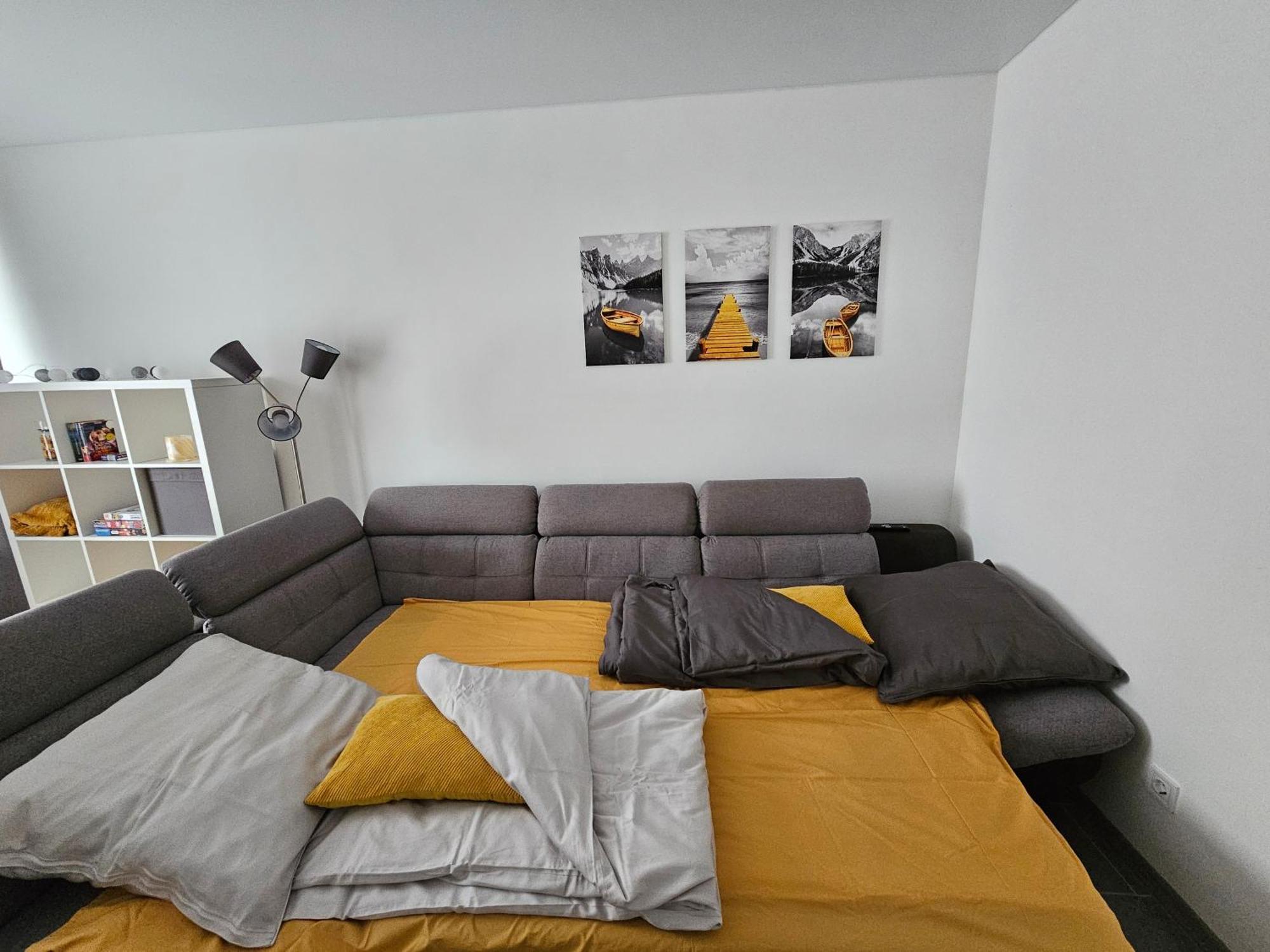 Warburg, Fewo "Sweet Home" 2,5 Zi- Eg-Separater Eingang - Parkplatz - Terasse- Komfortabel,Renoviert Buitenkant foto